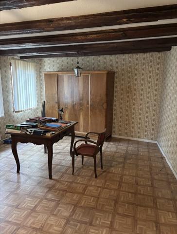 Appartement 3 pièces /garage,cour,cave - centre historique 165 000 € H.A.I.*