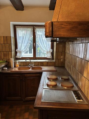 Appartement 3 pièces /garage,cour,cave - centre historique 165 000 € H.A.I.*