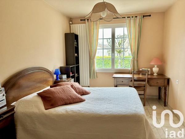 Maison à vendre 9 pièces 229 m² Barbezieux-Saint-Hilaire