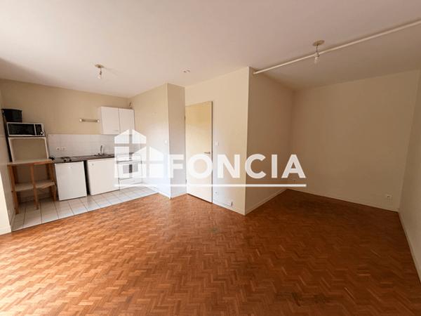 Location Studio meublé 29.3 m² - 4 AVENUE PASTEUR BAT B Angers 49100