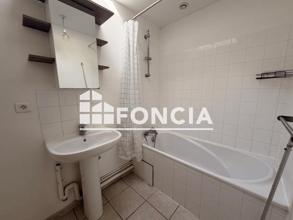 Location Appartement 2 pièces 37.09 m² - PRUNIERS Bouchemaine 49080