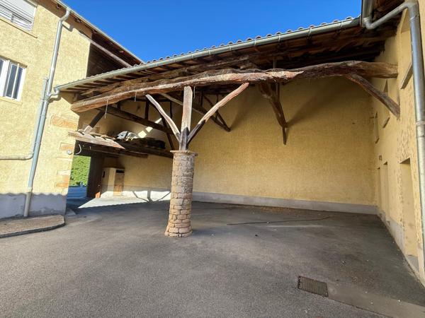Immeuble de rapport – 9 appartements, garage et terrain – Montmerle-sur-Saône