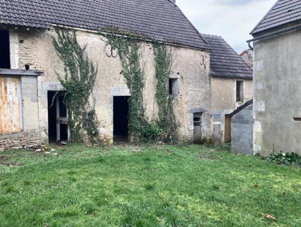 Maison à rénover 6 pièces 120m² au sol possibilité 2 niveaux BROSSES (89)