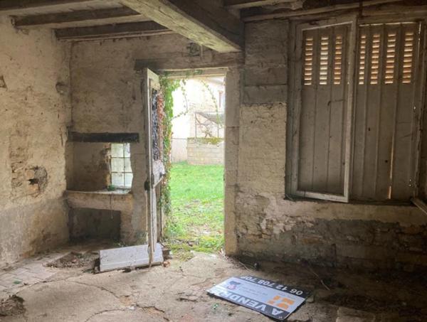 Maison à rénover 6 pièces 120m² au sol possibilité 2 niveaux BROSSES (89)