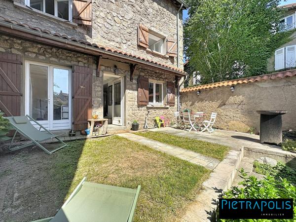 En Exclusivité chez Pietrapolis, Maison de ville de 175m2 avec son jardin de 50m2 + cave de 38m2
