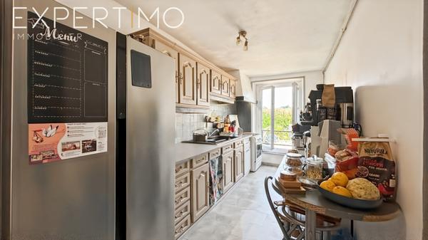 Étampes (91150) À vendre appartement 125 m² proche centre-ville, 3 ch (possibilité 4), grand garage avec atelier