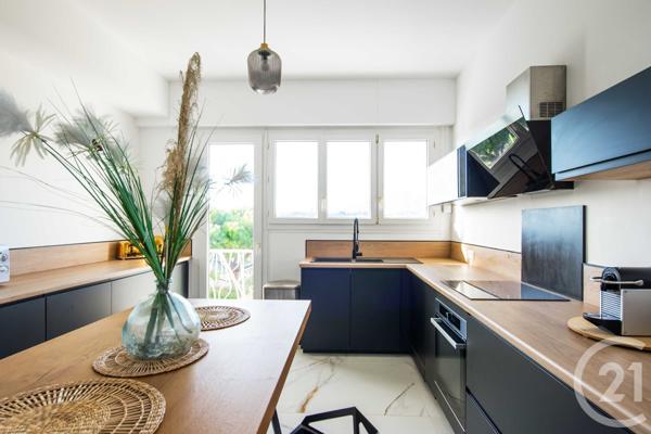 Maison à vendre  7 pièces - 249 m2 CAGNES SUR MER - 06