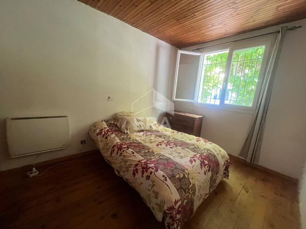 Local commercial + appartement 2 pièces Chateau Arnoux Saint Auban