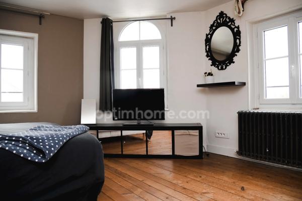 Maison Bourgeoise avec espace professionnel indépendant