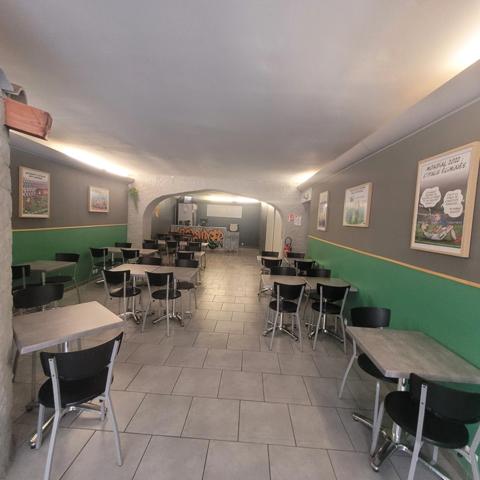 ALES (30) Vente Local commercial 100M² environ coeur de ville et proche lycée