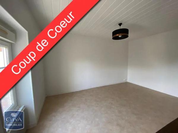 Appartement à louer 2 pièces 39.2m² Cholet (49300)