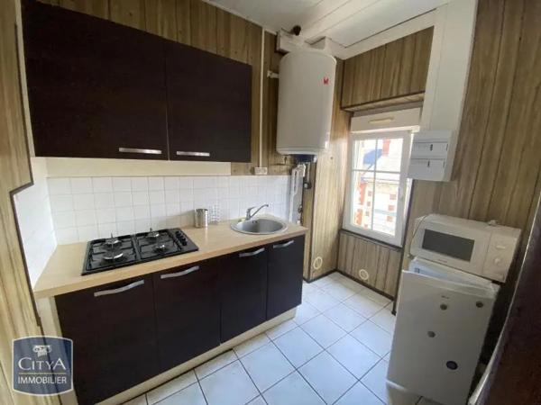 Appartement à louer 2 pièces 39.2m² Cholet (49300)