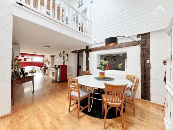 Péron (01630) Grange Gessienne 6 Pièces 198 m2