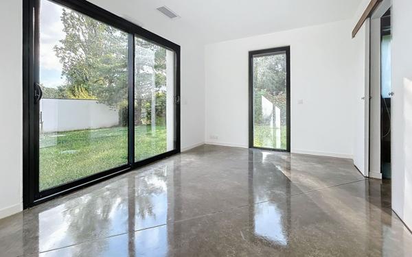 Maison à vendre    5 pièces •  Idron