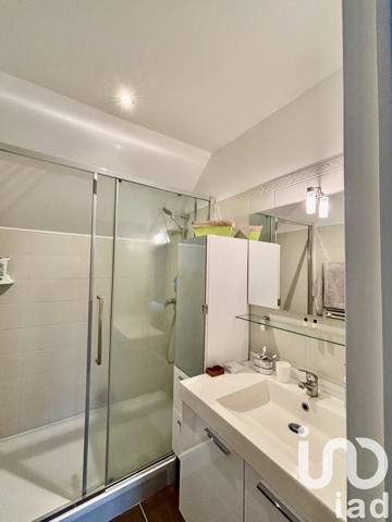 Maison traditionnelle 5 pièces de 135 m² à Mareuil-lès-Meaux (77100)