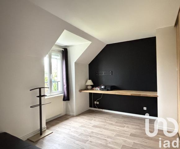 Maison traditionnelle 5 pièces de 135 m² à Mareuil-lès-Meaux (77100)