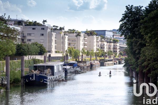 Location appartement 3 pièces 79 m² Issy-les-Moulineaux