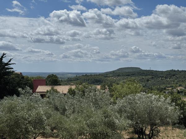 Péret (34800) TERRAIN CONSTRUCTIBLE DE 2650 m² - VUE PANORAMIQUE - PROCHE PÉZENAS