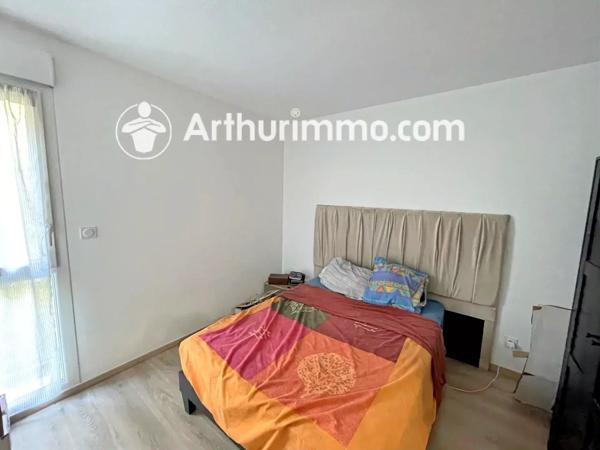 Location                                                      Appartement
                        
                     3 pièces                      58 m2                     à Grigny