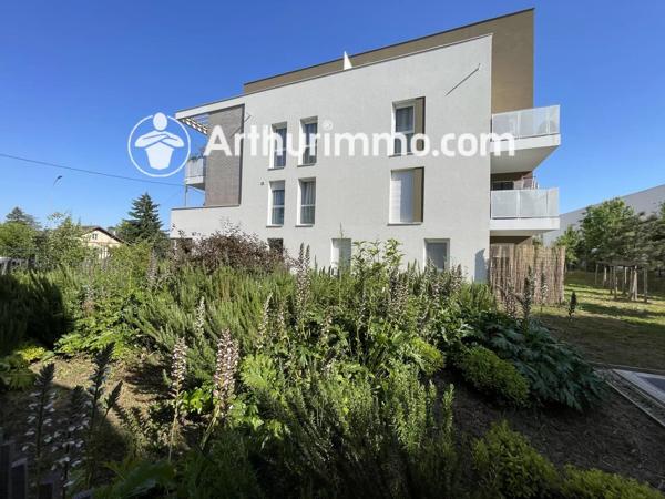 Location                                                      Appartement
                        
                     3 pièces                      58 m2                     à Grigny