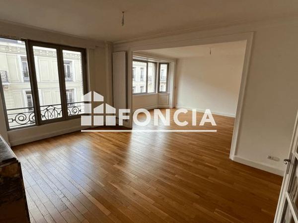 Location Appartement 4 pièces 148.1 m² - 141 BL DE LA LIBERTE Lille 59800