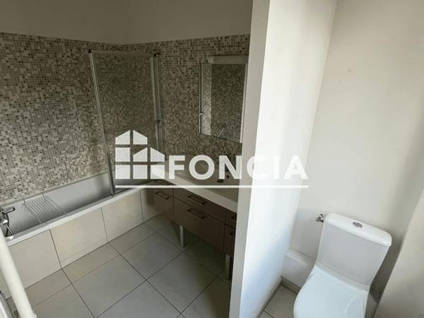 Location Appartement 4 pièces 148.1 m² - 141 BL DE LA LIBERTE Lille 59800