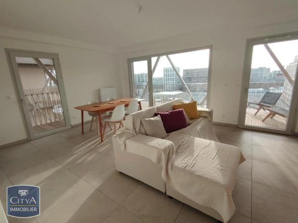 Appartement à louer 3 pièces 70.12m² Bordeaux (33800)