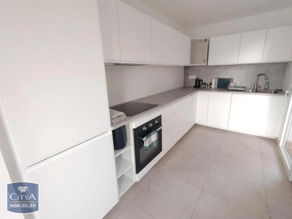 Appartement à louer 3 pièces 70.12m² Bordeaux (33800)