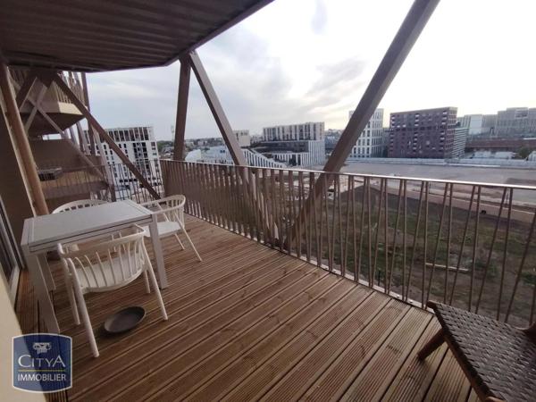 Appartement à louer 3 pièces 70.12m² Bordeaux (33800)