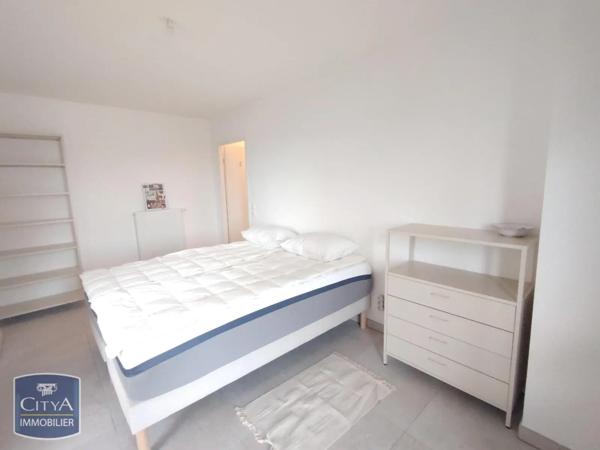 Appartement à louer 3 pièces 70.12m² Bordeaux (33800)