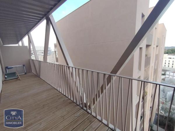 Appartement à louer 3 pièces 70.12m² Bordeaux (33800)
