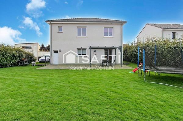 Maison Individuelle avec 4 chambres sur 550m2