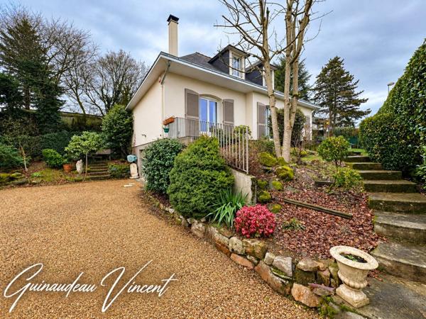 Maison à CHOLET, 49300 - 7 pièces 136m²