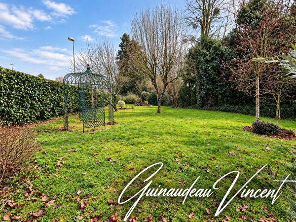 Maison à CHOLET, 49300 - 7 pièces 136m²
