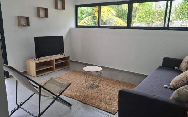 Maison à louer    3 pièces •  Fort-de-France