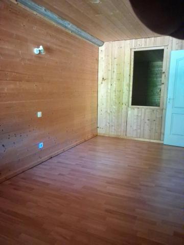 Appartement T4 Montbenoit avec balcon et garage rénové entièrement en