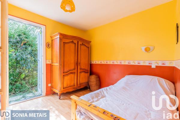 House for sale 5 rooms 122 m² Viry-Châtillon