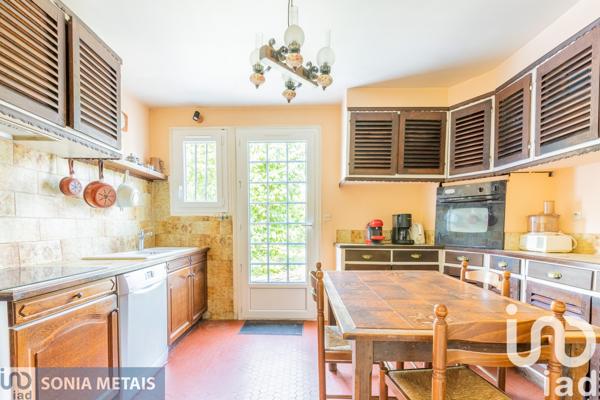 House for sale 5 rooms 122 m² Viry-Châtillon