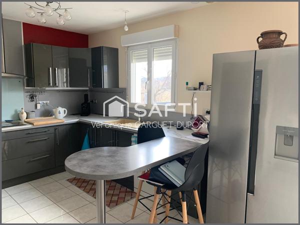 Villa de plain-pied avec studio indépendant – Vue dégagée