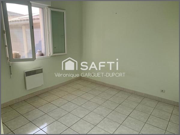 Villa de plain-pied avec studio indépendant – Vue dégagée