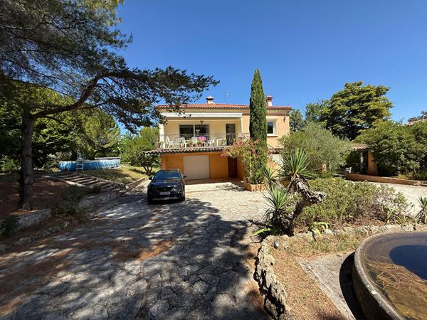 Maison 200m² avec 1368m² de terrain vu sainte victoire et pilon du roi - location - calme absolu