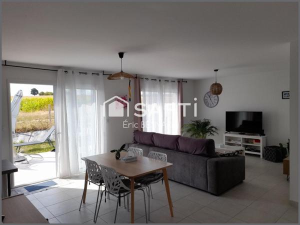 Pavillon année 2022 plain-pied 5 pièces 90m2 environ 37500 Cinais