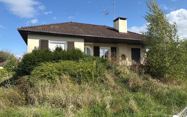 Maison à vendre    5 pièces •  Tavaux