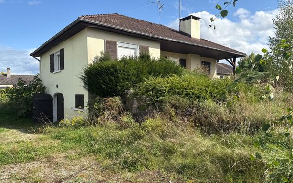 Maison à vendre    5 pièces •  Tavaux