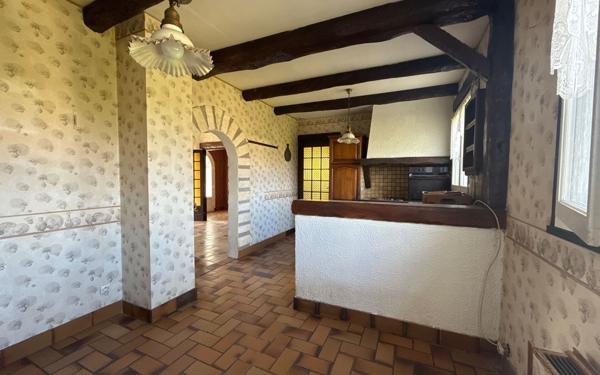 Maison à vendre    5 pièces •  Tavaux