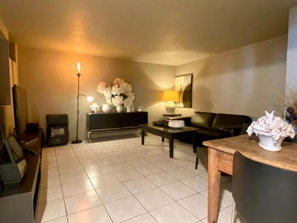 Loft Le Beausset 3 pièce(s) 111 m2