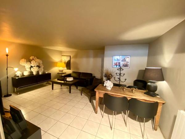 Loft Le Beausset 3 pièce(s) 111 m2