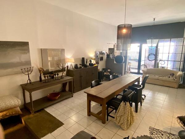 Loft Le Beausset 3 pièce(s) 111 m2