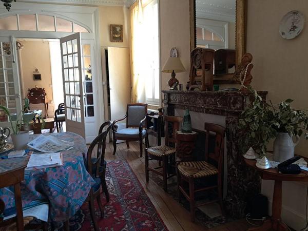 Appartement  5 pièce(s) 143 m2