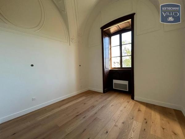 Appartement à louer 2 pièces 60m² Dole (39100)